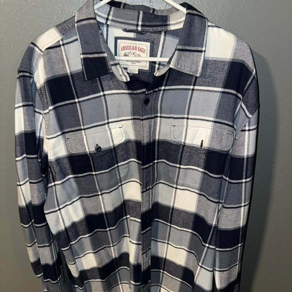 American Eagle Heritage Flannel Plaid Button Up Shirt